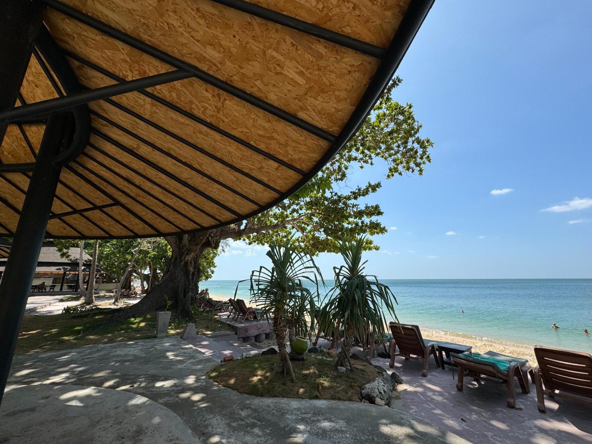 Beach Bungalow At Lanta Resort Ko Lanta Exterior foto