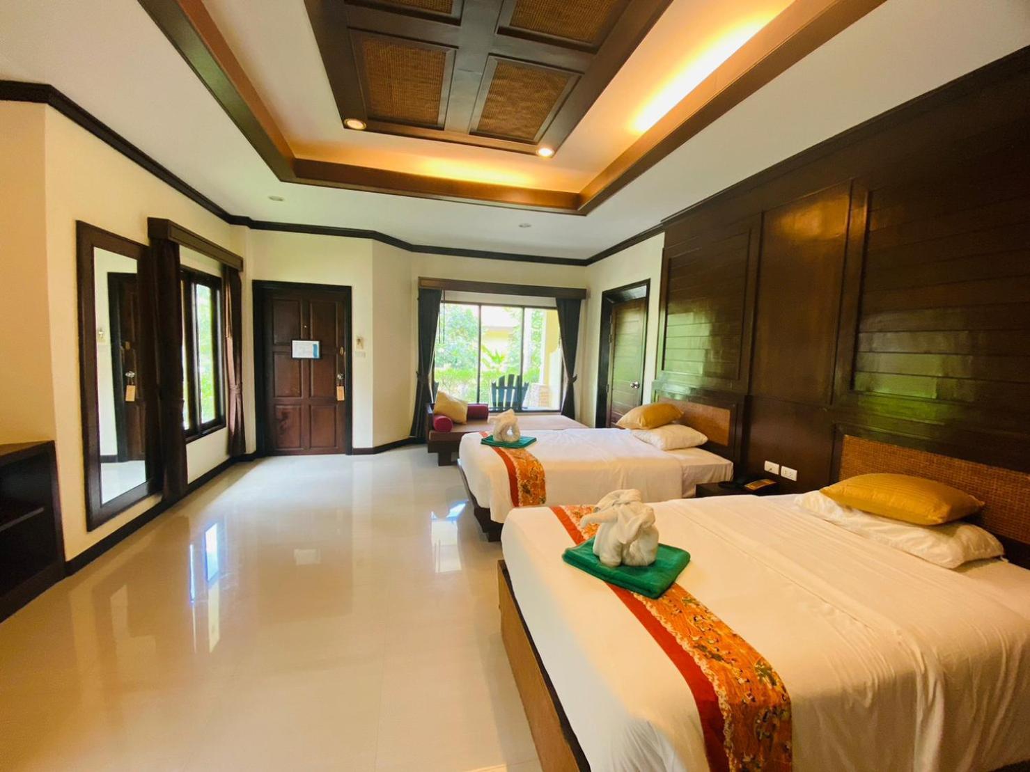 Beach Bungalow At Lanta Resort Ko Lanta Exterior foto